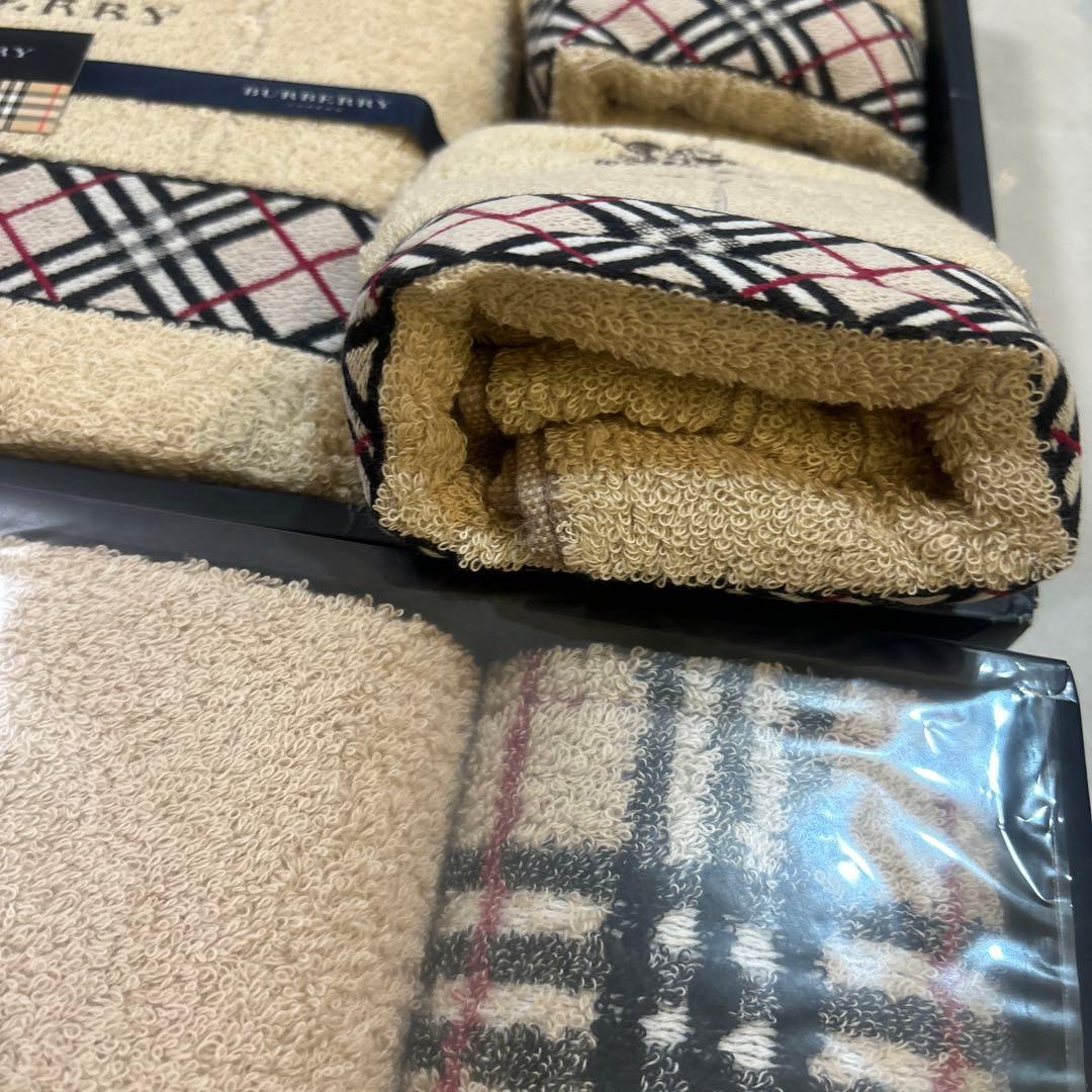 Burberry バーバリー　タオルセット　バスタオル　フェイスタオル