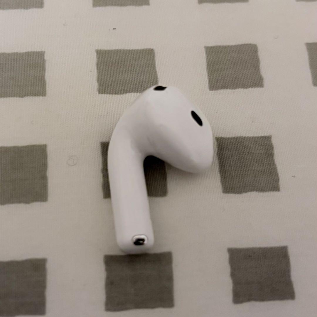 AirPods 4 ノイズキャンセリング搭載
