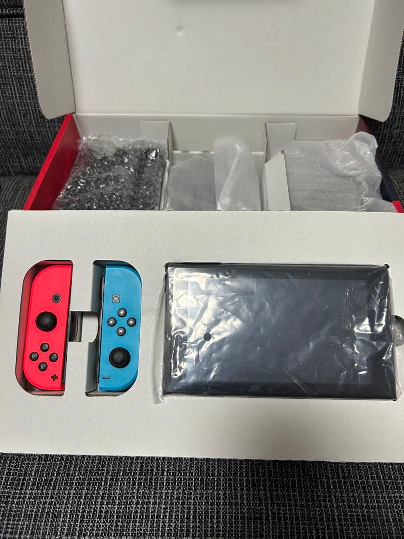 タイムセール【付属品有】初期型スイッチ　ネオン