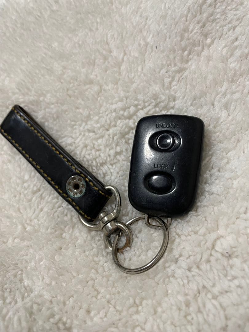 希少 良品 トヨタ キーレス 2ボタン 80系 ランドクルーザー