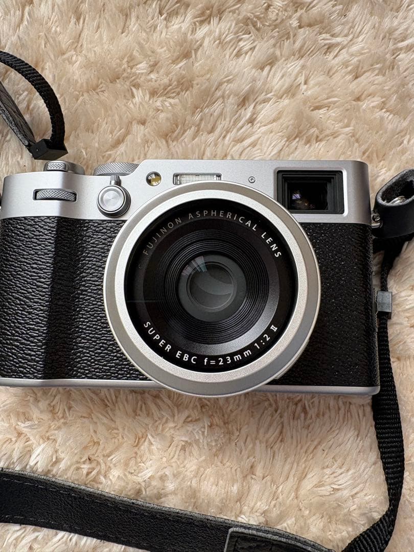 FUJIFILM x100vi シルバー
