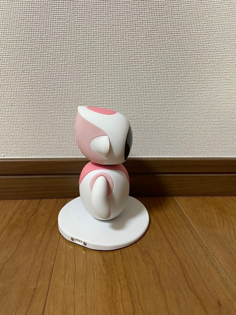 アイリック　Ellik ロボット　ピンク