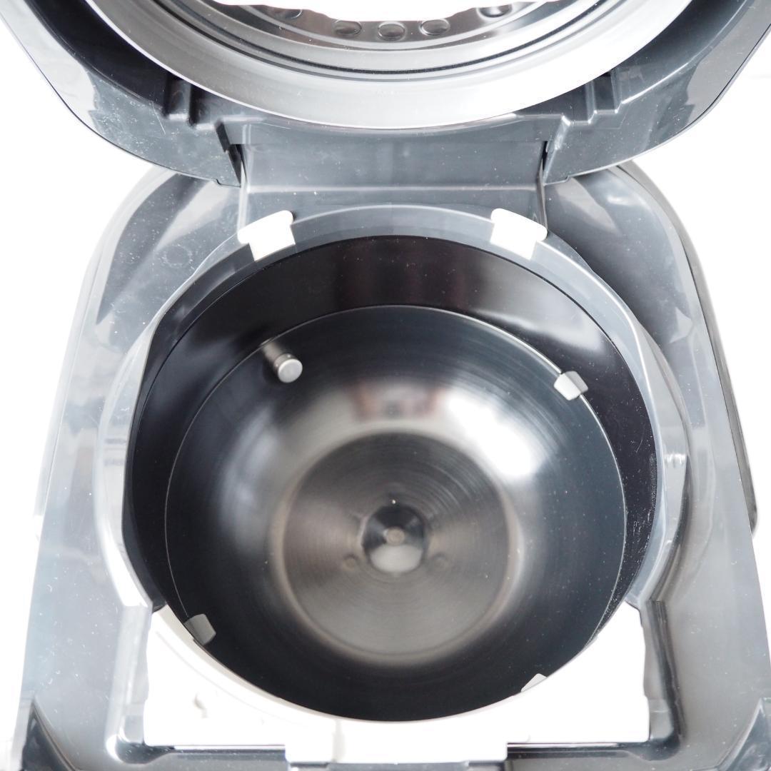 とむ　新品未使用⭐️象印 炊飯器 3合 圧力IH NP-RN05 ブラック