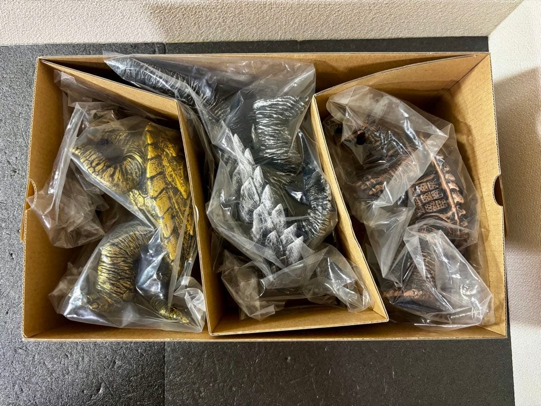 未使用品　ガメラ　小さき勇者たち 劇場公開記念HMV限定 金・銀・銅 BOX