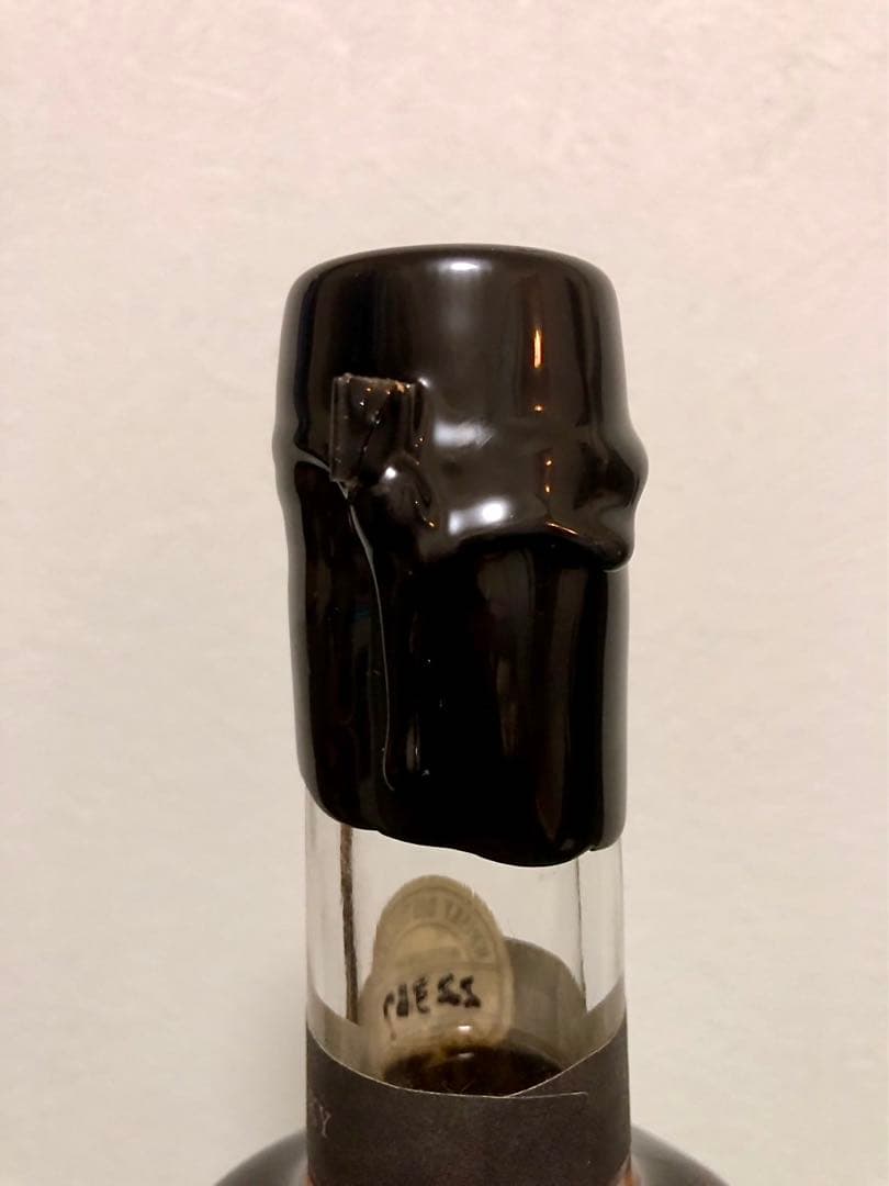 山崎蒸溜所　樽出原酒　15年貯蔵 600ml