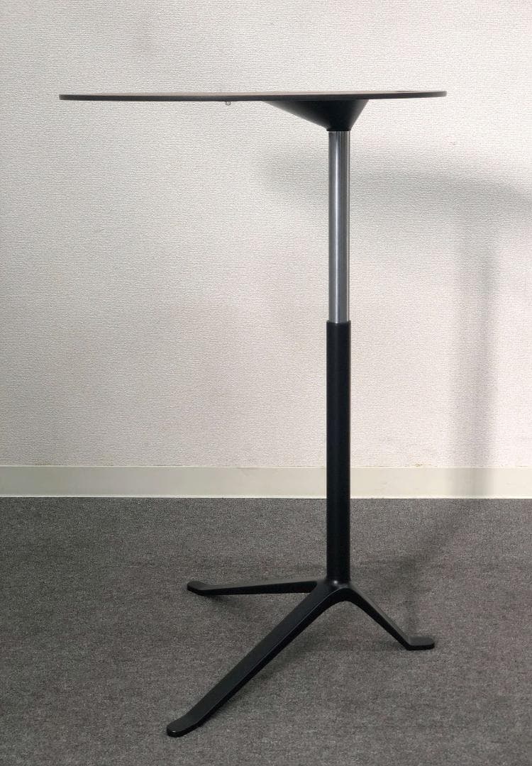 美品■フリッツ・ハンセン■LITTLE FRIEND　サイドテーブル　高さ調節