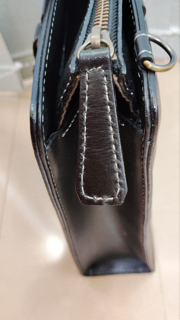 防水レザー　ブリーフケース