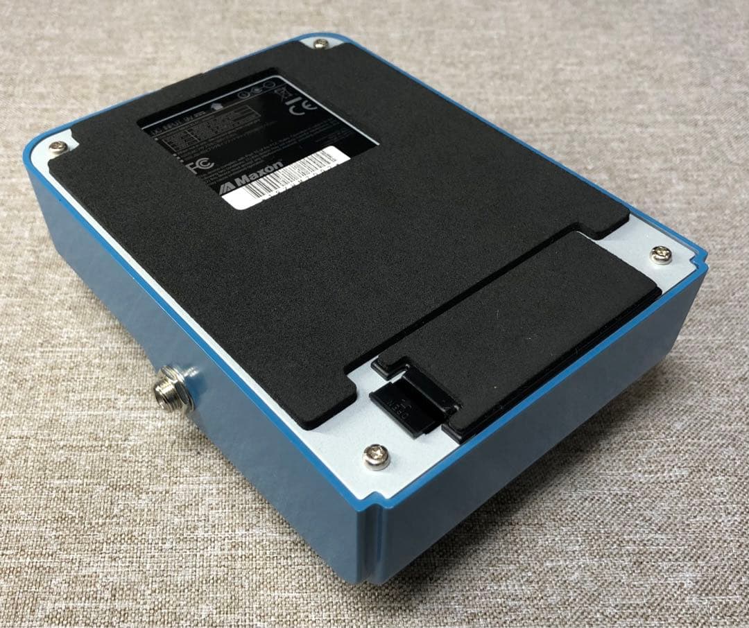 ギター ZICCA ax Maxon HIZMASZO