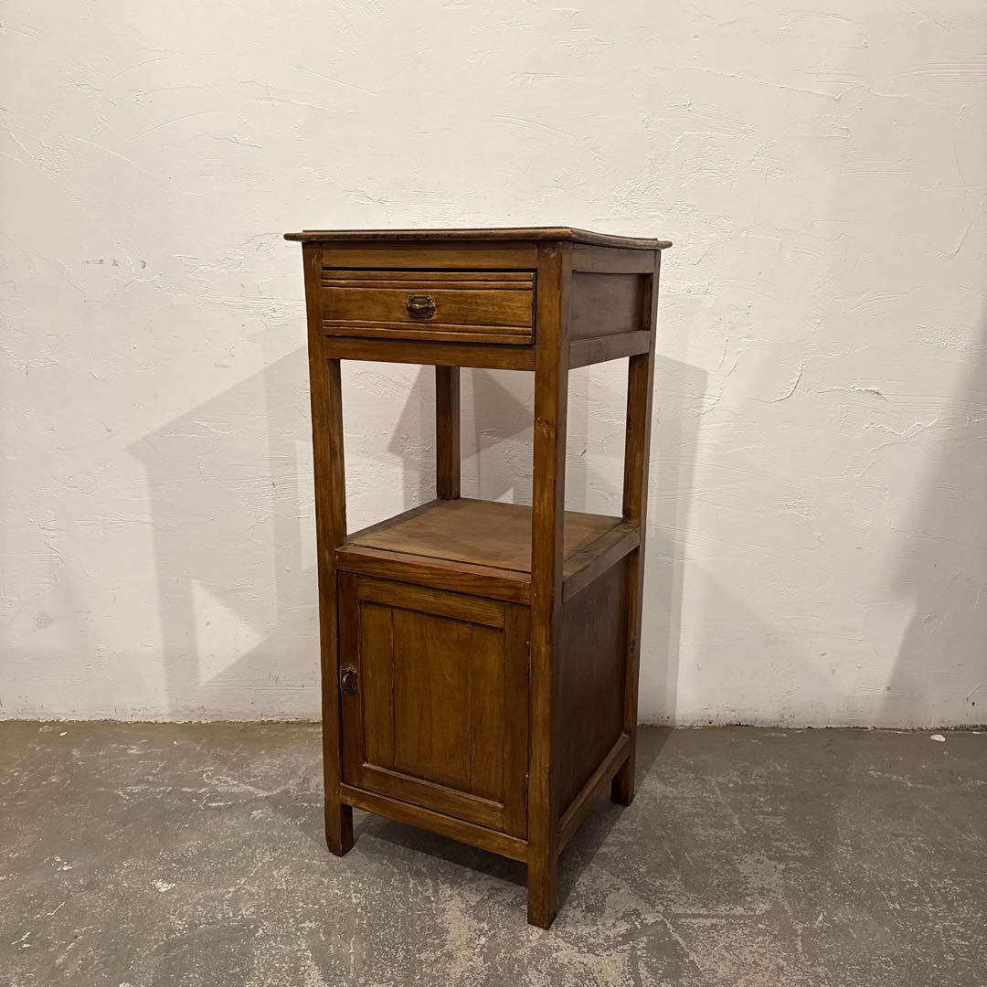 ヴィンテージ　木製サイドテーブル　引き出し／扉収納付き