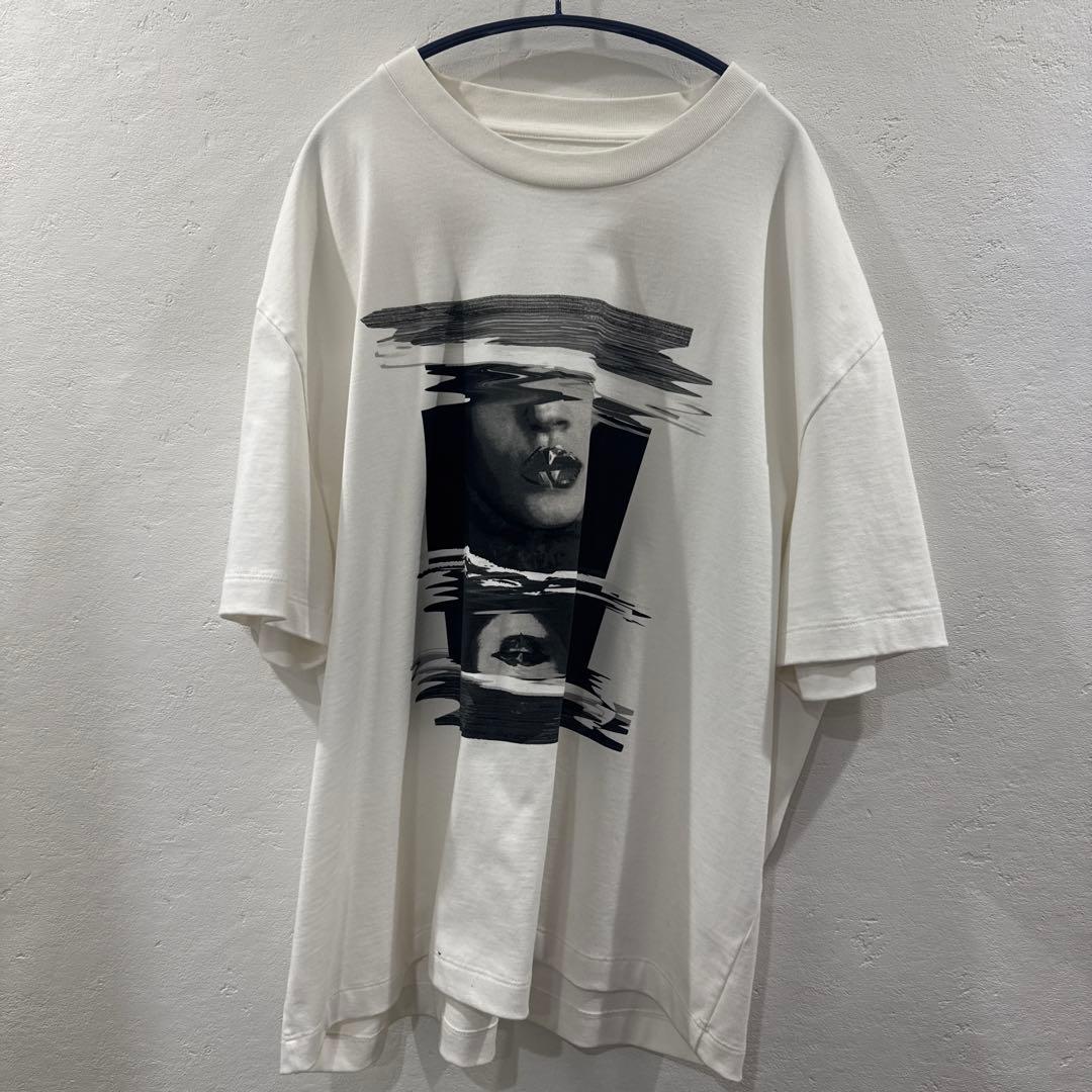 Maison Margiela ホワイト Tシャツ グラフィックプリント