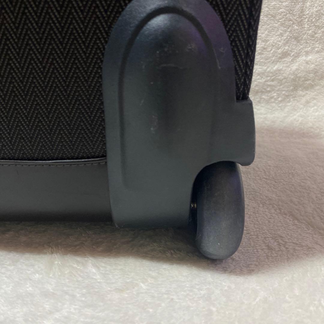 ✨未使用級✨Paul Smith ブラックキャリーケース 中型　ビジネス