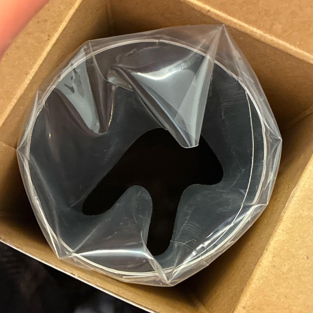 ダニエル・アーシャム ピカチュウ ポスター