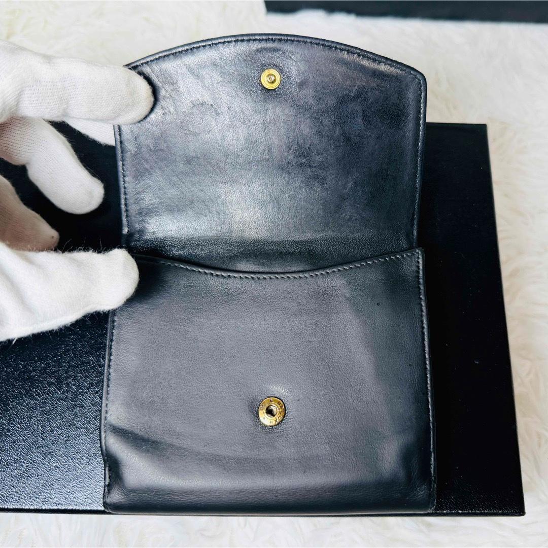 【セール中！】CHANEL シャネル　ココマーク　二つ折り財布　黒　ラムスキン