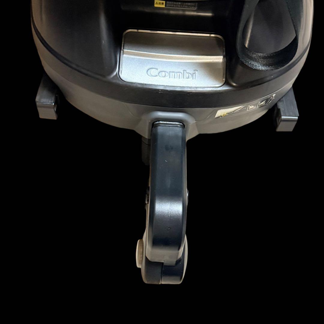 【美品】コンビ クルムーヴ スマート ISOFIX エッグショック ネイビー