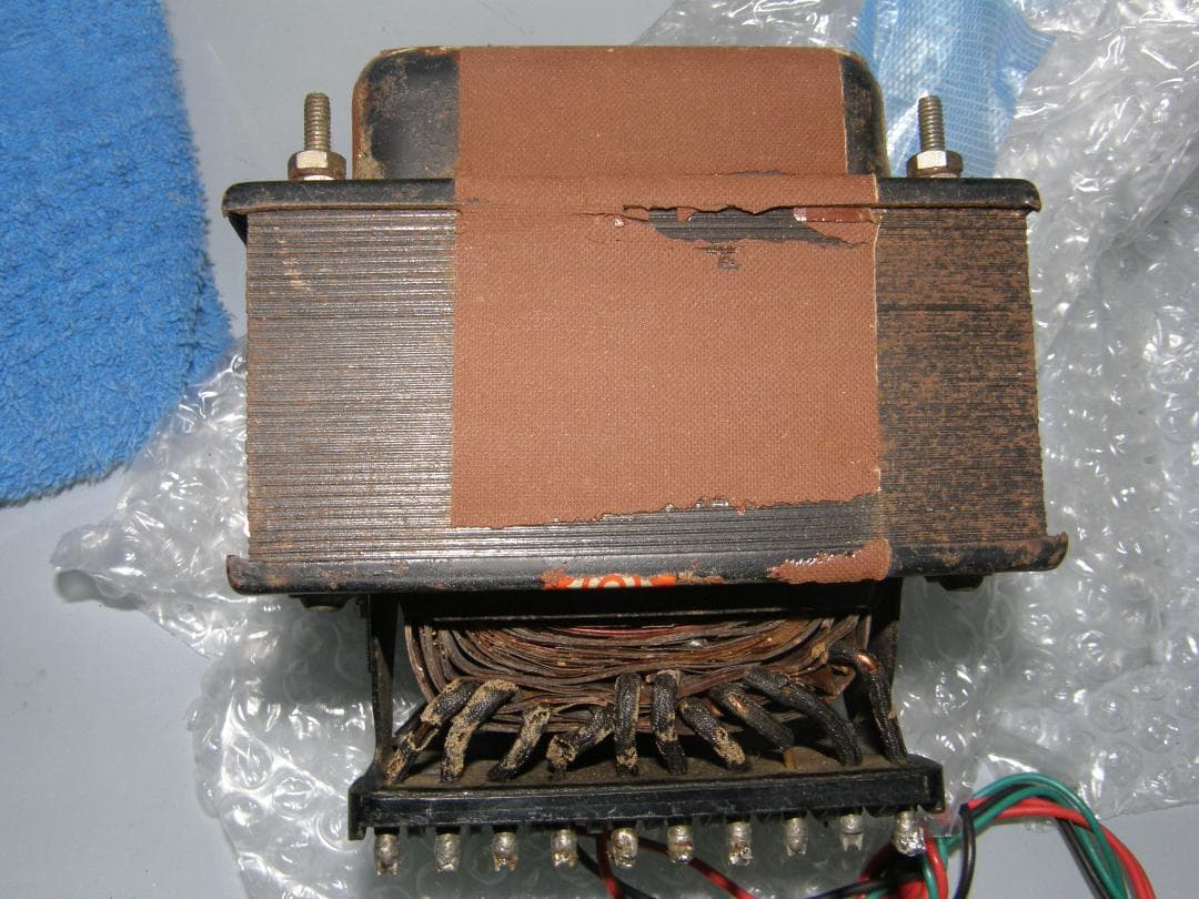 山水電源トランスPー３０B　動作品の出品です、 値下げしました！