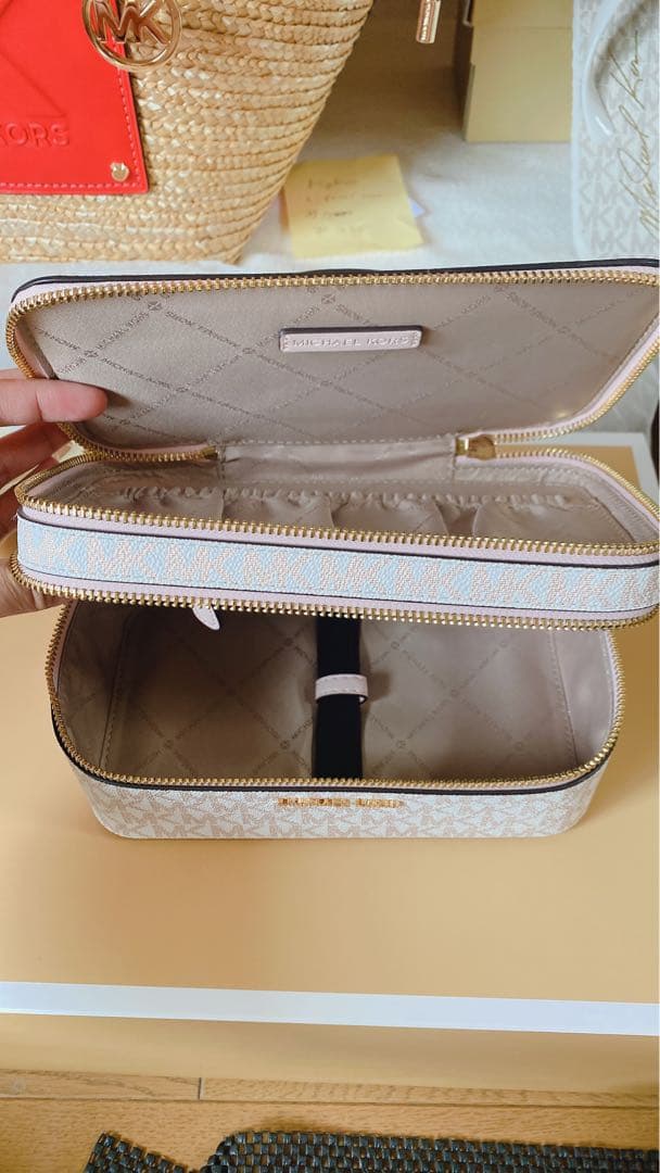 Michael Kors 化粧ポーチ ホワイト/ピンク