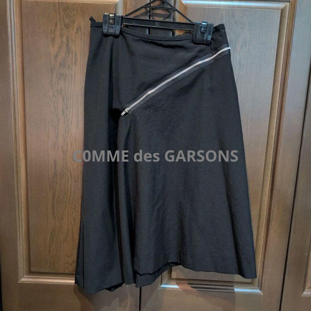 trico C0MME des GARSONS アシンメトリースカート　S　美品