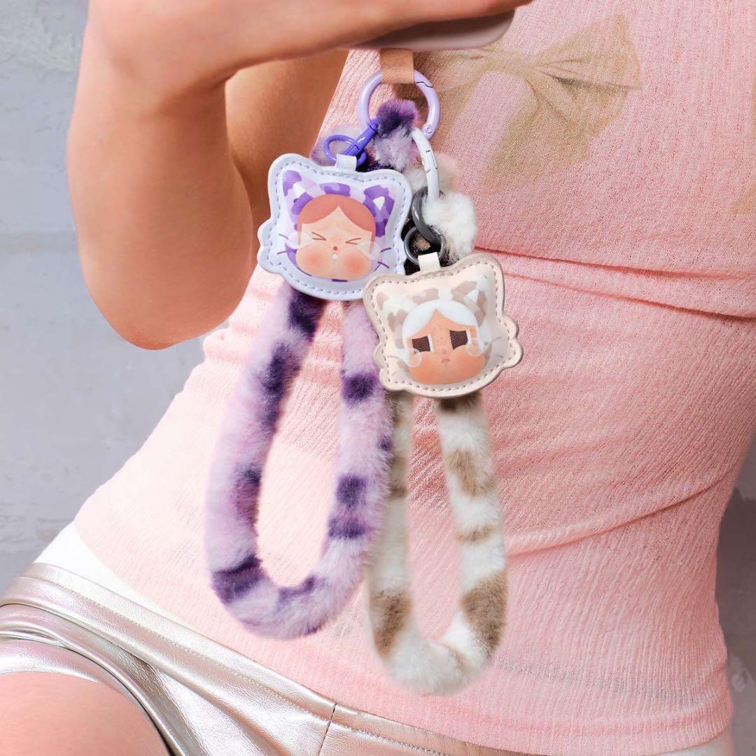 【値下げ中】Popmart wild but cutie フォンチャーム 新品