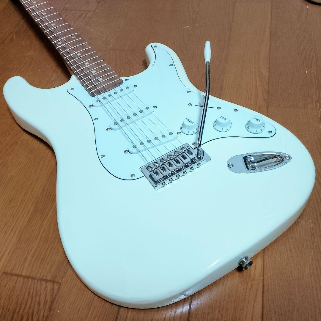 SELDER　ストラトキャスタータイプ　エレキギター