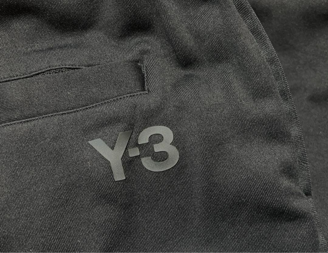 y-3 ワイスリー　アディダス　adidas