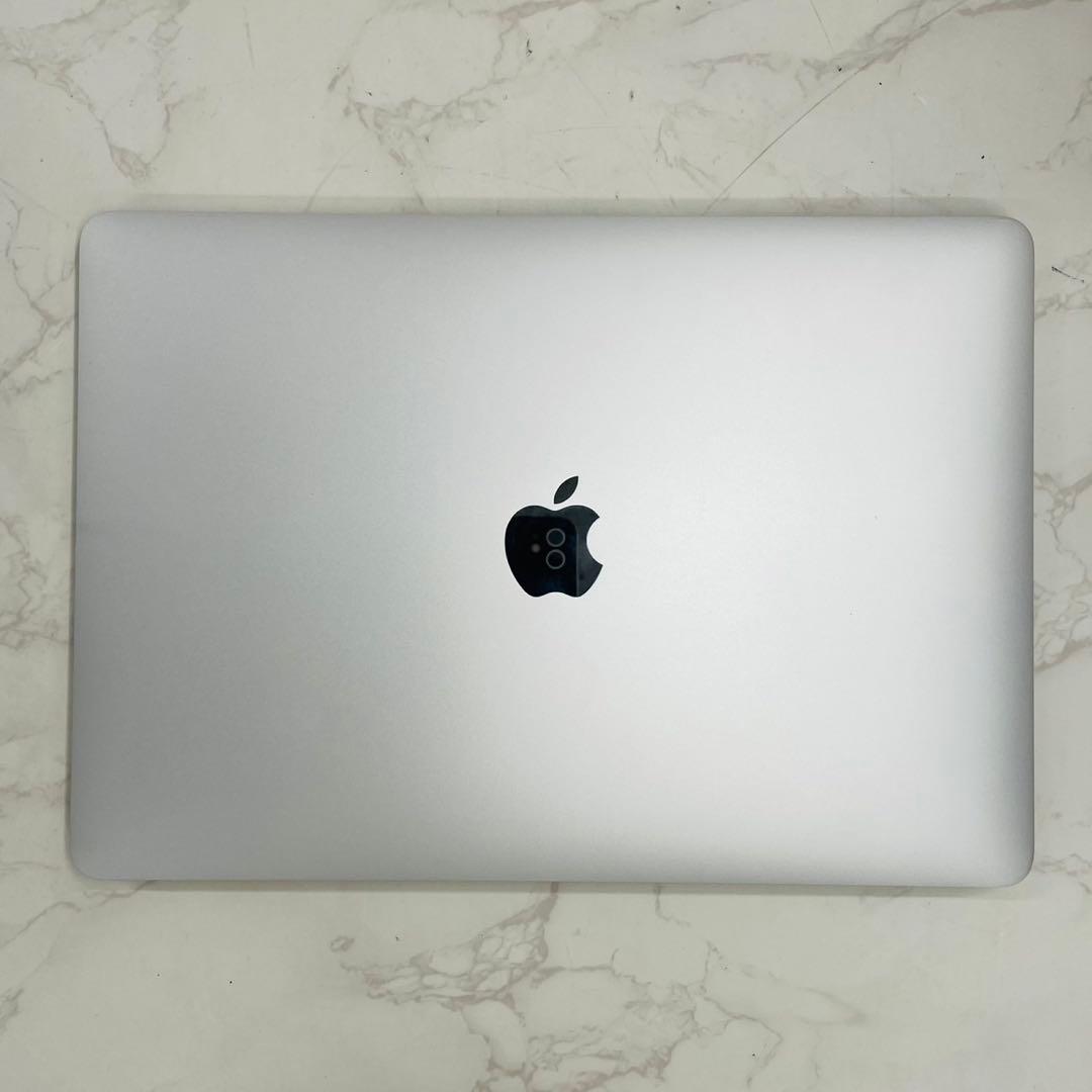 MacBook Air 13インチ 2020 i5 8GB 512GB