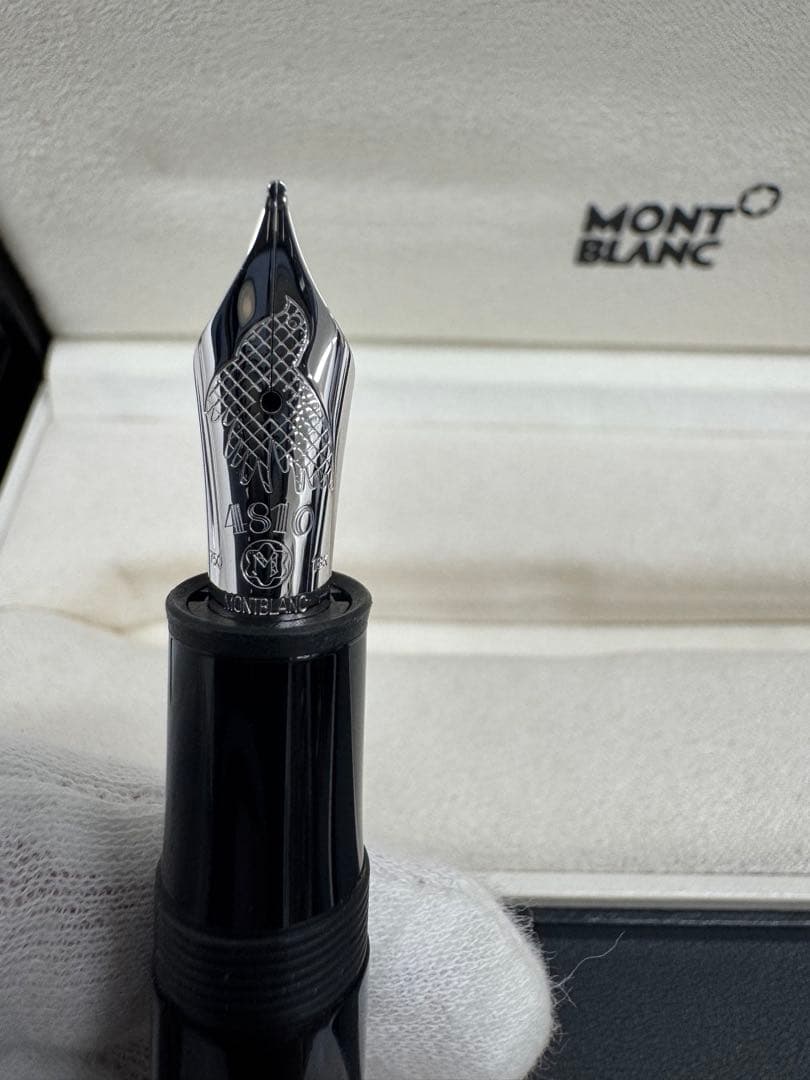 Mont Blanc 万年筆