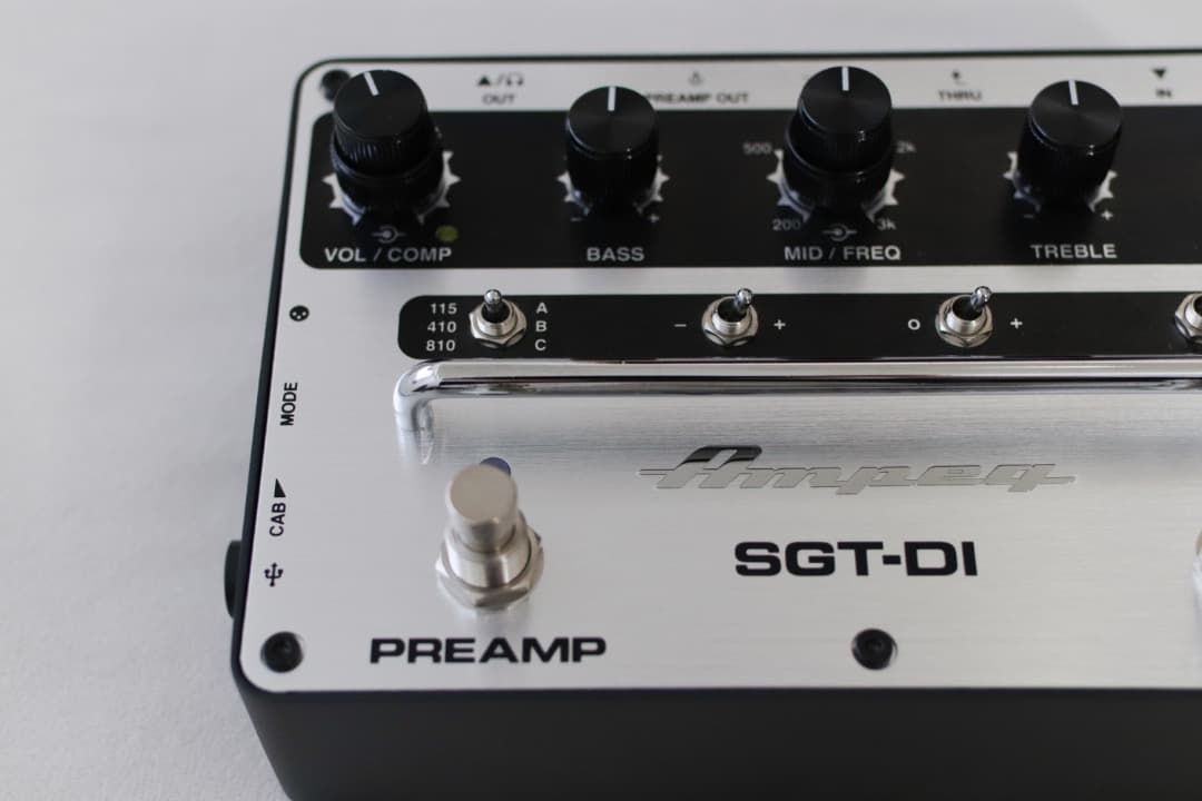 AMPEG SGT-DI ベースプリアンプ