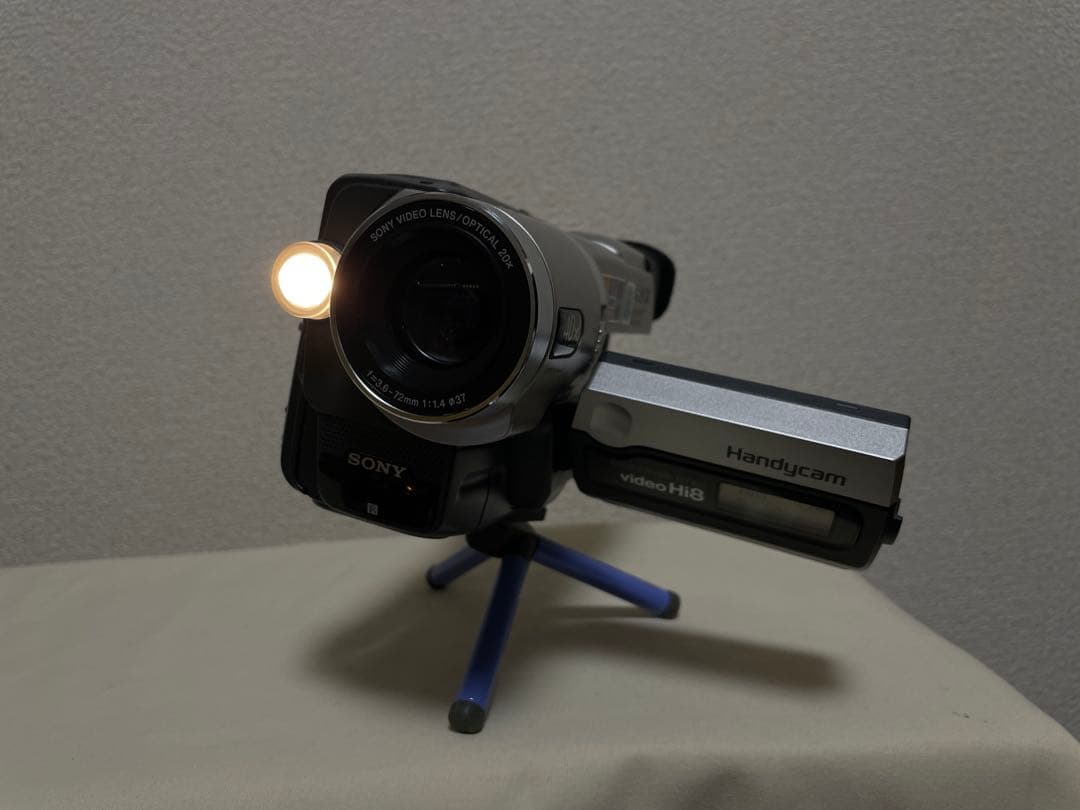 一部修理品　SONY CCD-TRV96