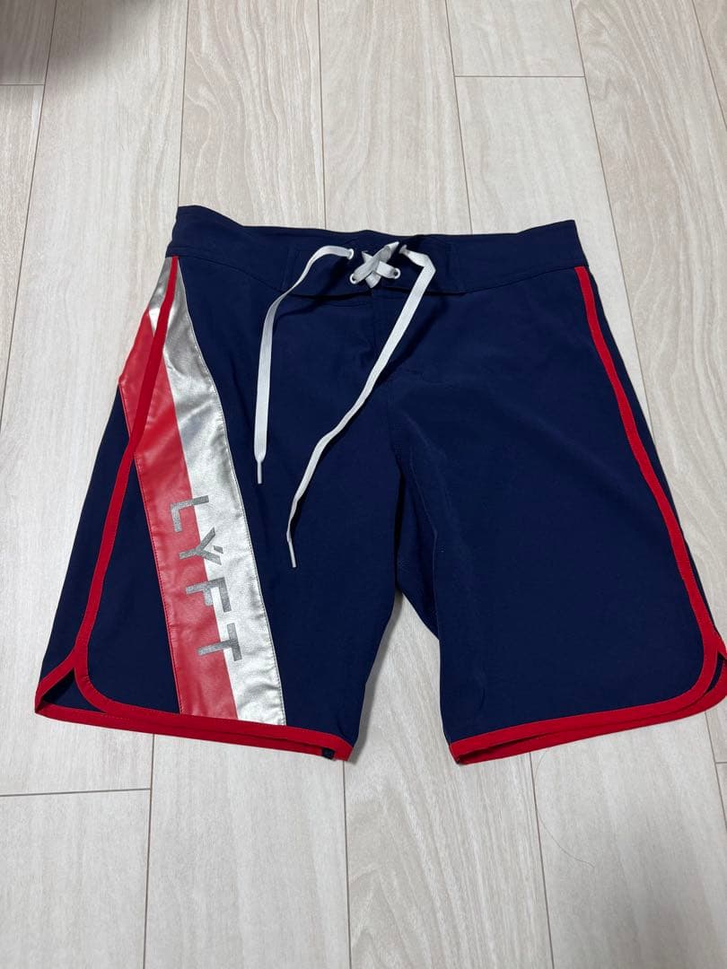 LYFT サーフパンツ　M ボディーショーツ　未使用