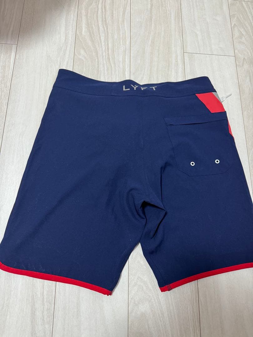 LYFT サーフパンツ　M ボディーショーツ　未使用
