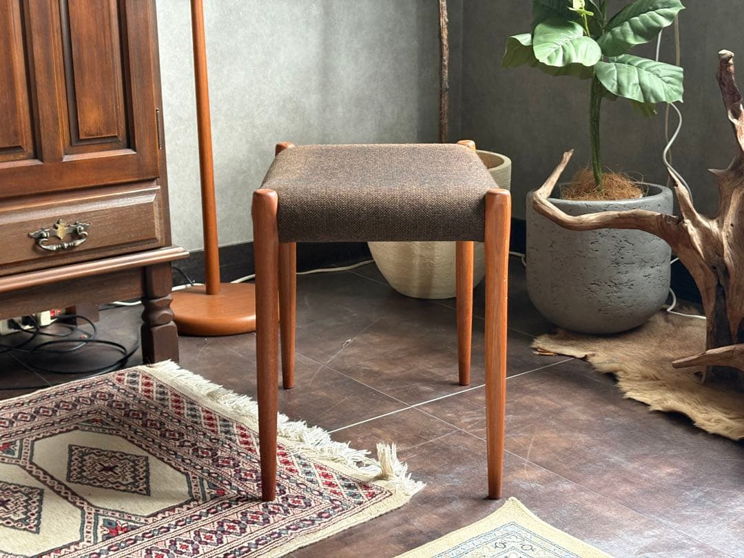 J.L.モラー　J.L. Moller　スツール　チーク材　ビンテージ　nZ