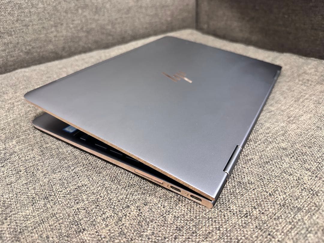 HP Spectre x360タップチスクリーンi7-16GB 　office