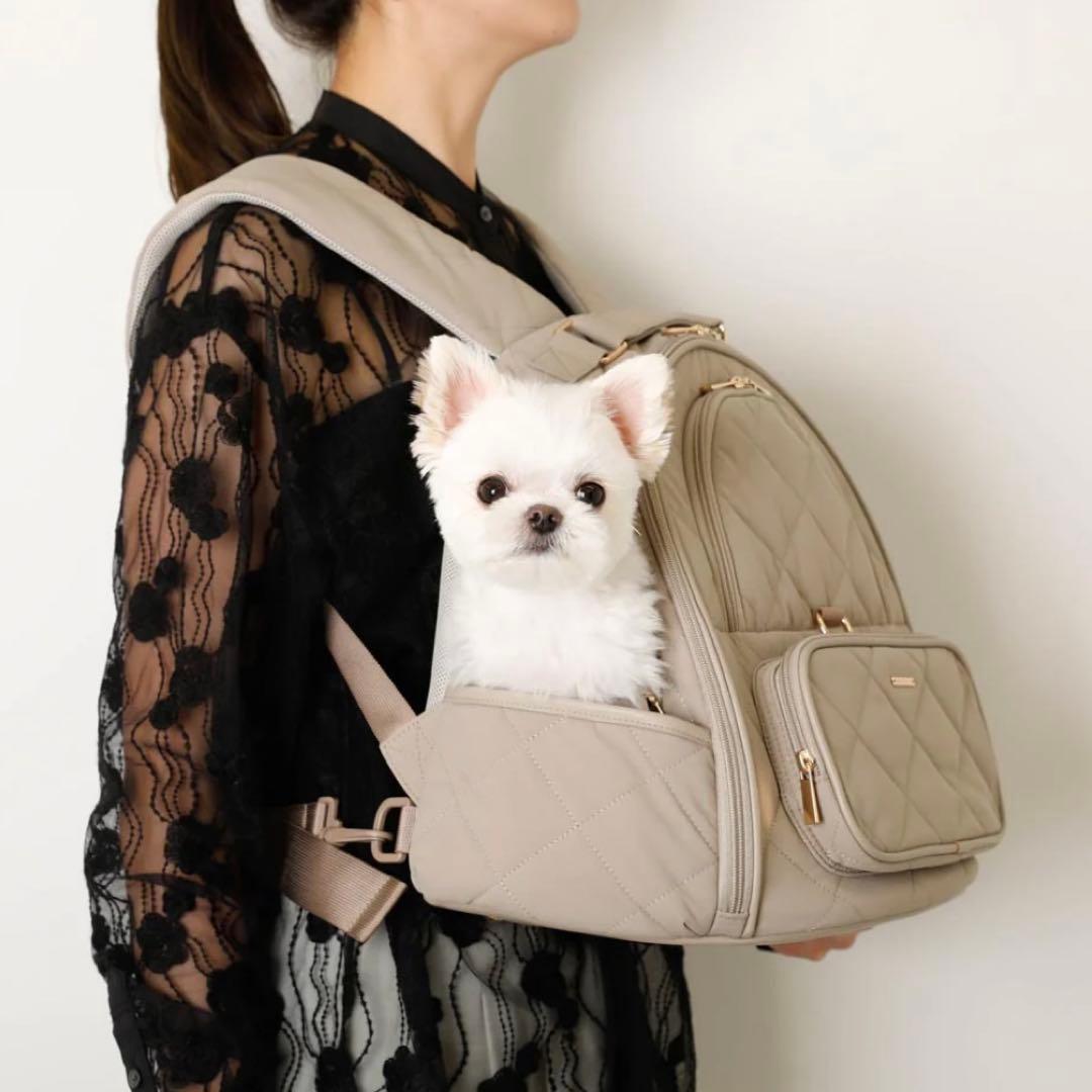 モンシェリ　撥水ドームキルティングリュック　moncheri 犬　キャリーバッグ