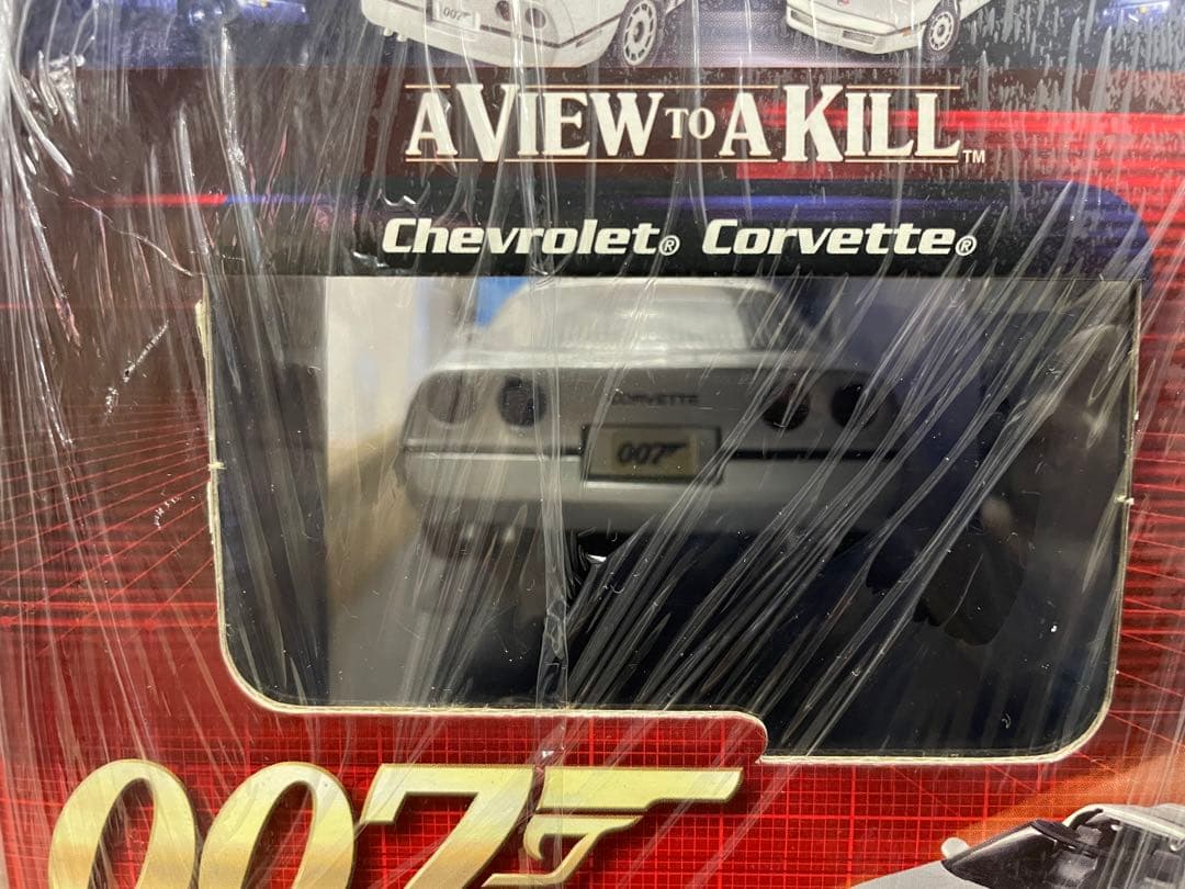 007ボンドカー　　シボレー　コルベット