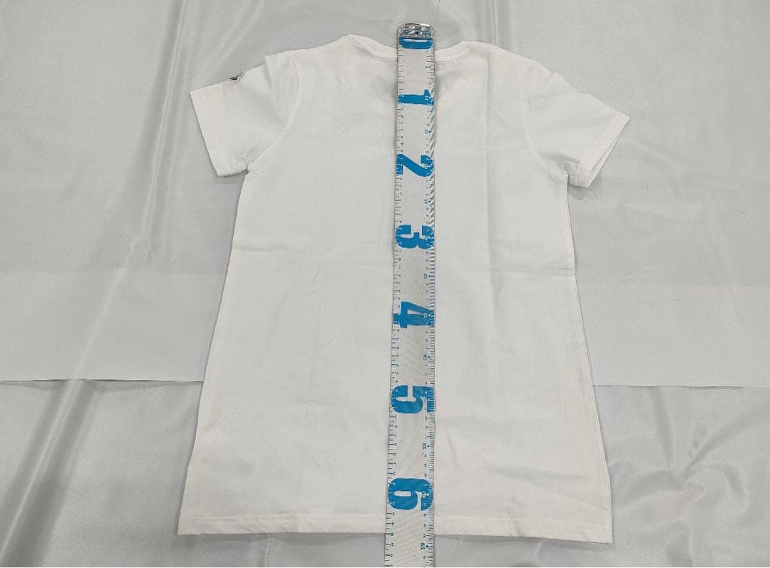 極美品！モンクレール　刺繍ロゴ ホワイト Tシャツ