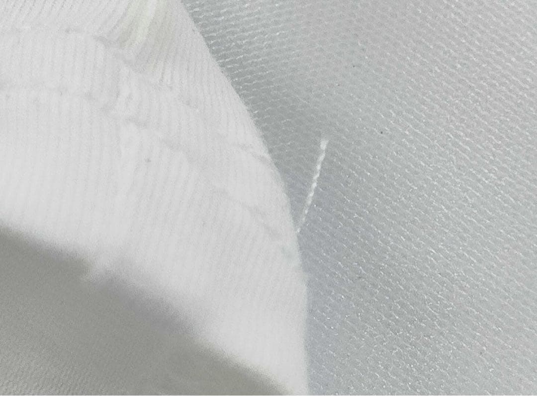 極美品！モンクレール　刺繍ロゴ ホワイト Tシャツ