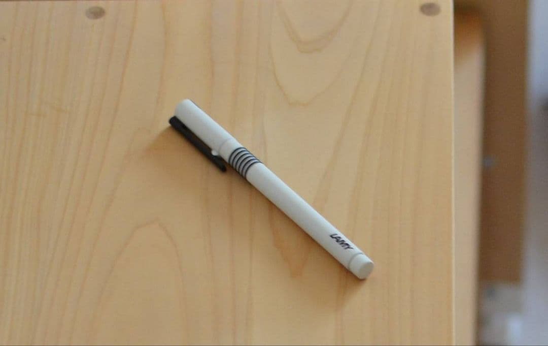 LAMY　ホワイトペン　white pen