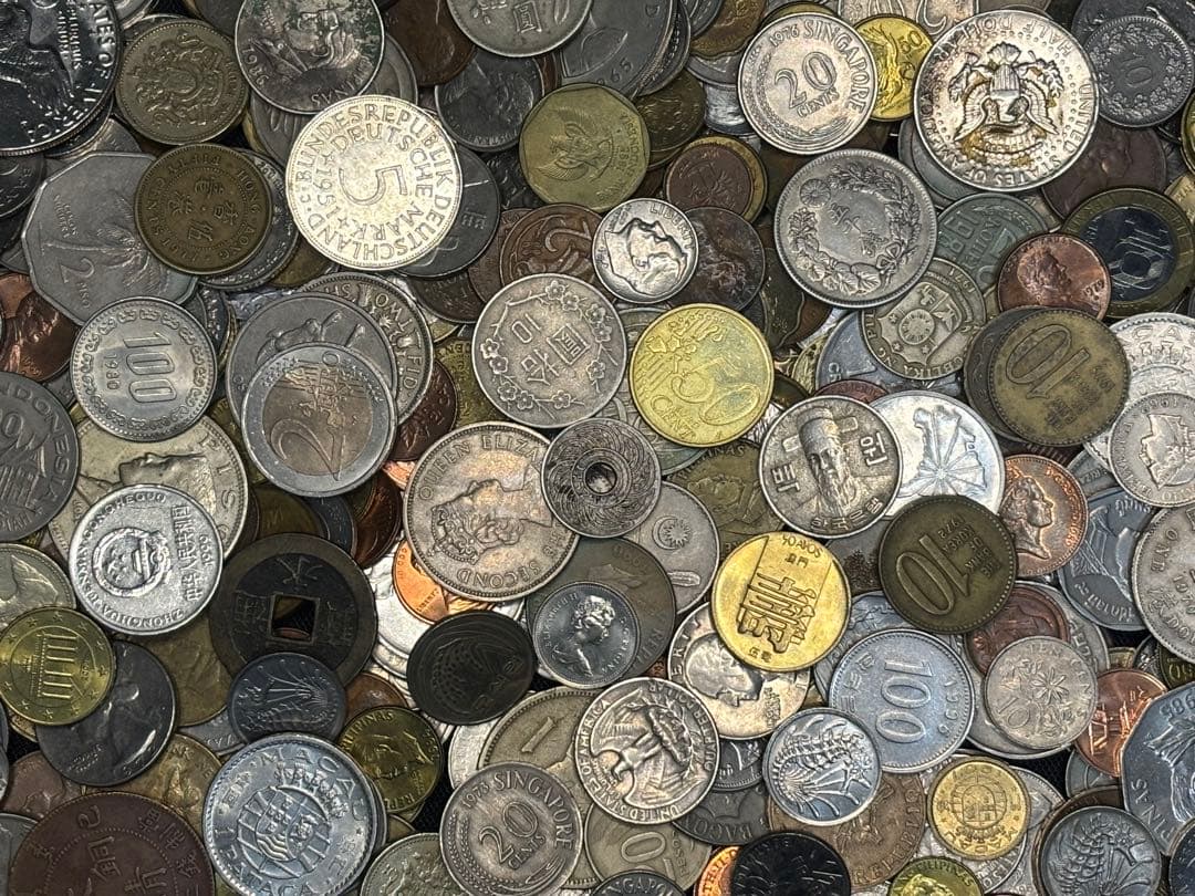 ま*お様 外国　古銭　銀貨　古札　まとめて　4キロ アンティーク