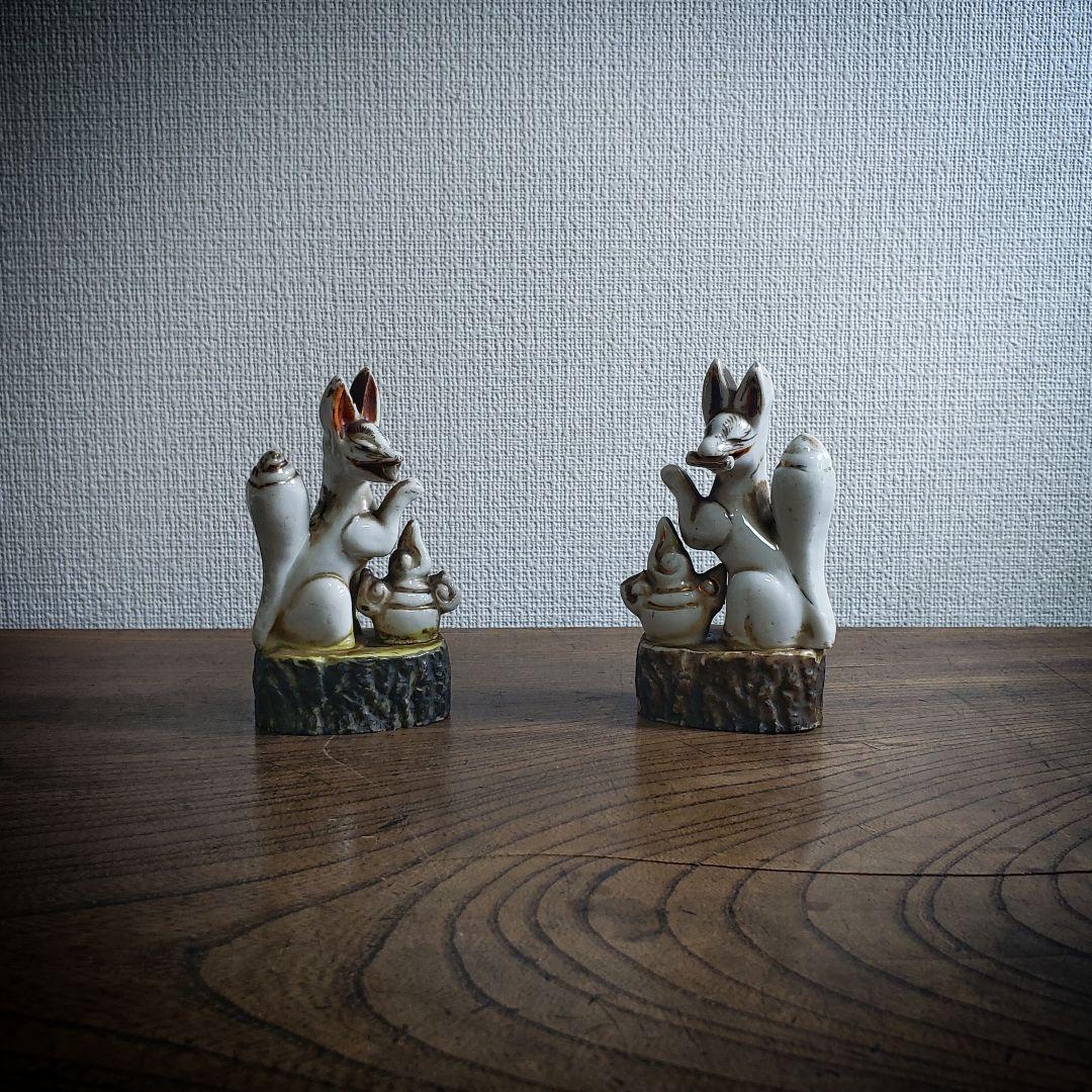 時代物　白磁　色絵　金彩　御稲荷様　神狐　稲荷狐　置物　一対　高さ10cm