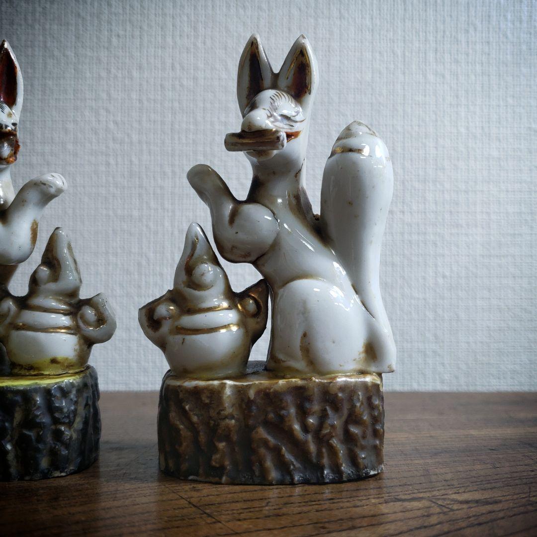 時代物　白磁　色絵　金彩　御稲荷様　神狐　稲荷狐　置物　一対　高さ10cm