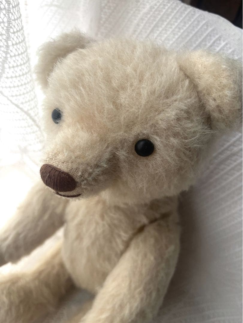 ハンドメイドベア(イギリス天然モヘア)全長34cm くまちゃん帽子つき