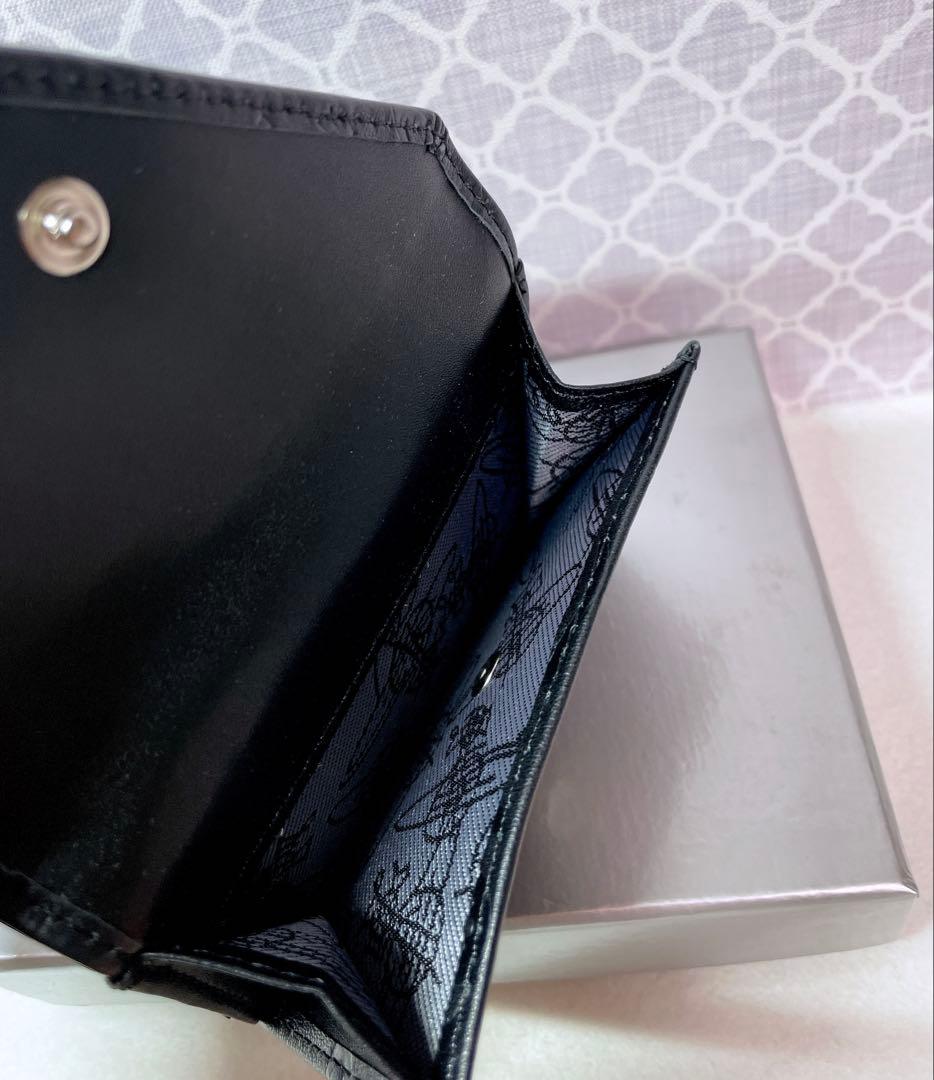 【内柄も素敵☆最新】Vivienne Westwood 三折り財布 マット