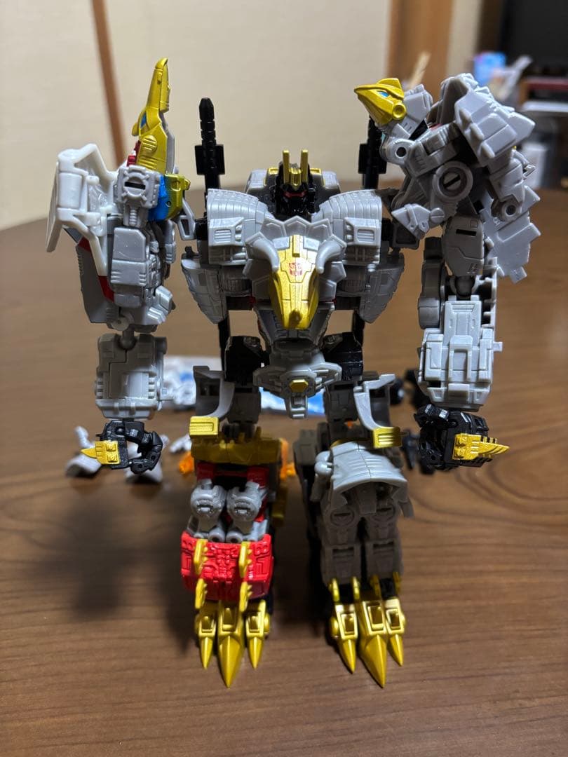 トランスフォーマーレガシー　ボルカニカス&DNAアドオン