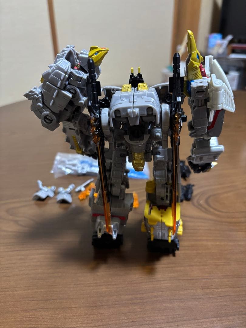 トランスフォーマーレガシー　ボルカニカス&DNAアドオン