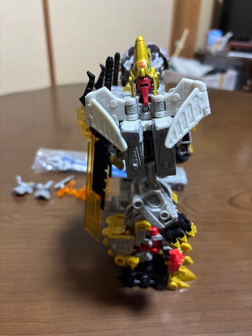 トランスフォーマーレガシー　ボルカニカス&DNAアドオン