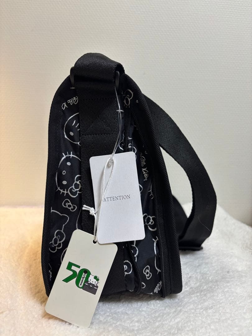 【タグ付き新品】レスポートサック × ハローキティ 50周年限定ショルダーバッグ
