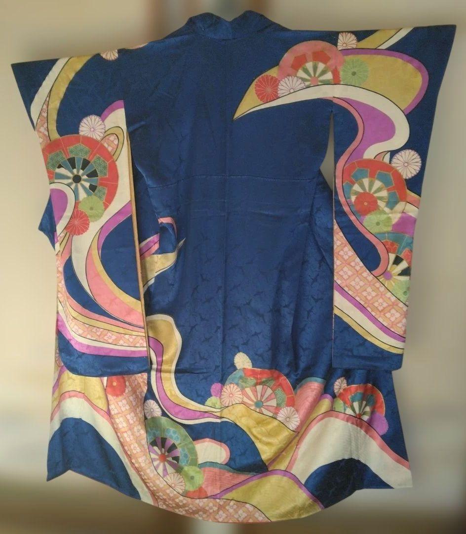 昭和レトロお誂え振袖　群青色　群馬桐生　手染め　正絹　ヴィンテージ着物
