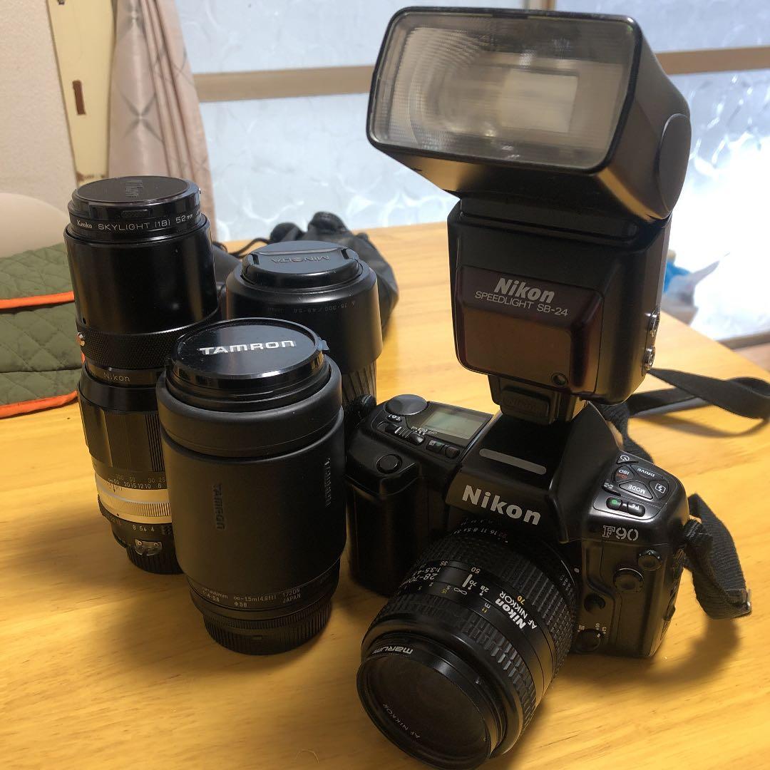 フィルムカメラ　Nikon F90