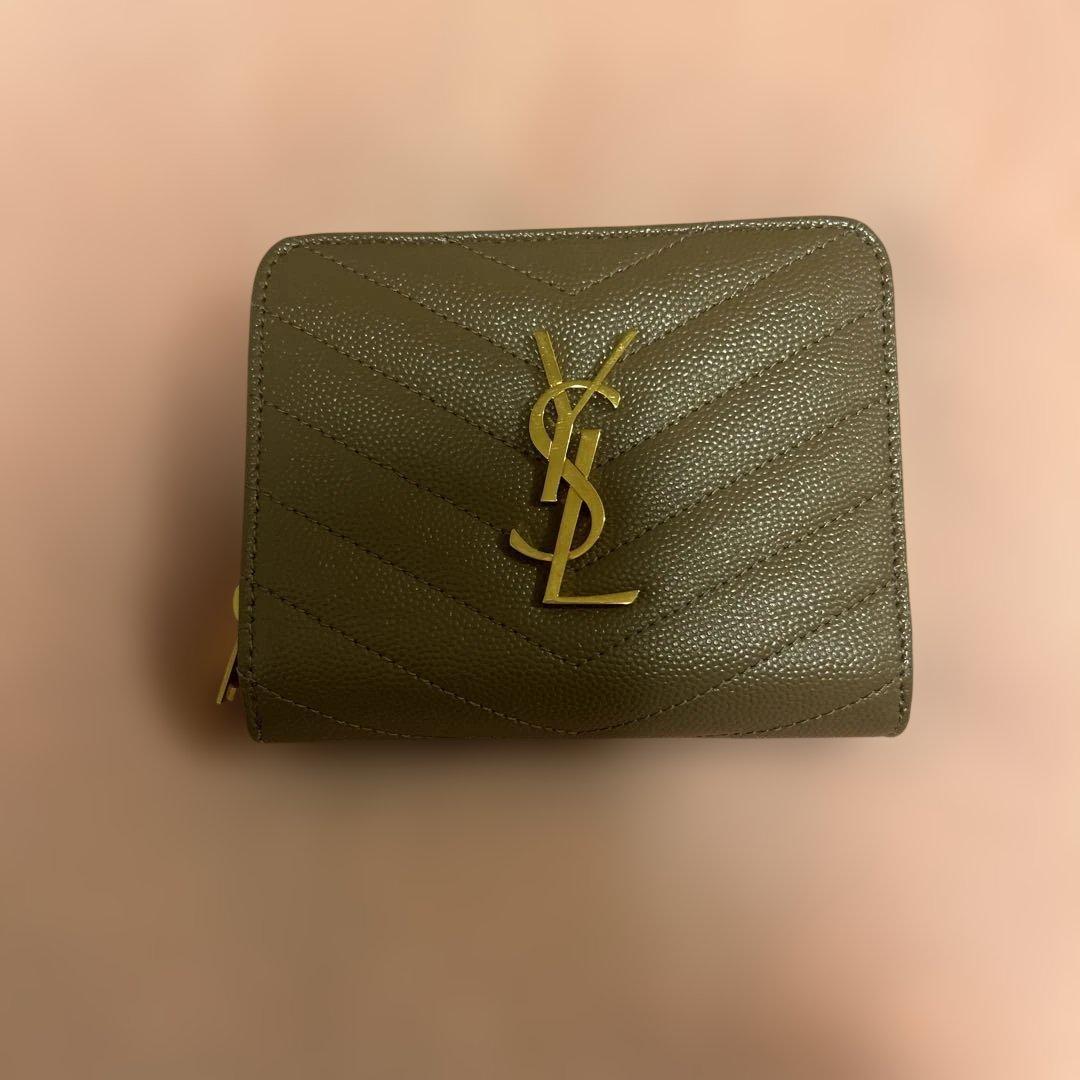 m*3様 YSL ベージュ二つ折り財布