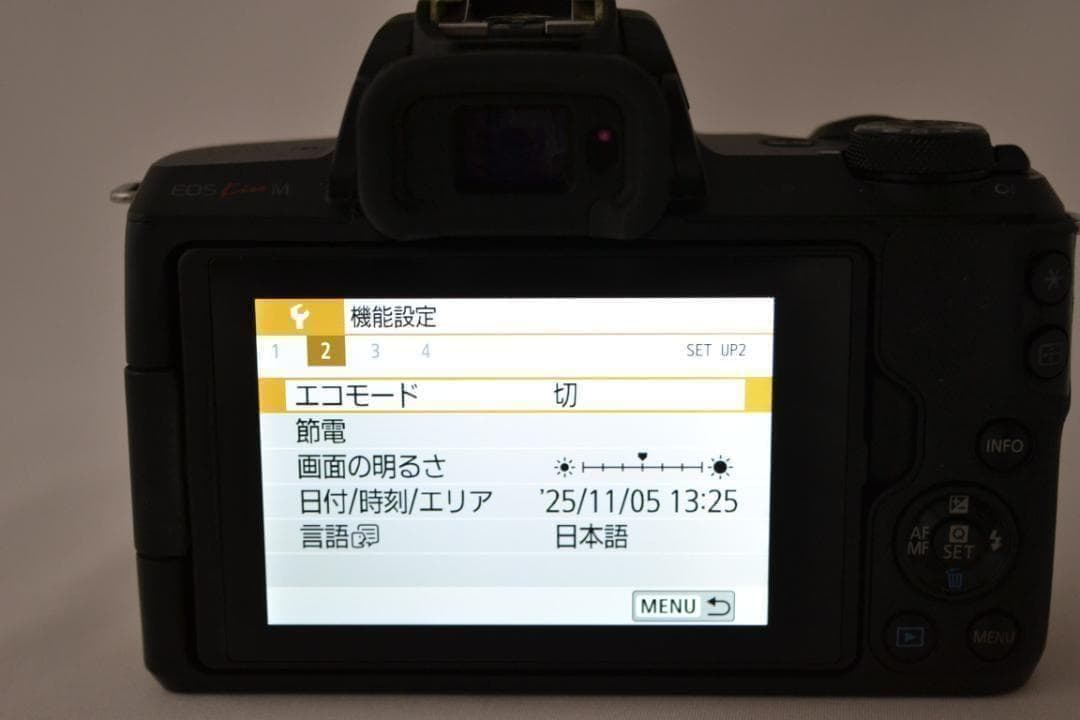 キャノン　Canon EOS Kiss M レンズキット